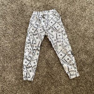 Money pants